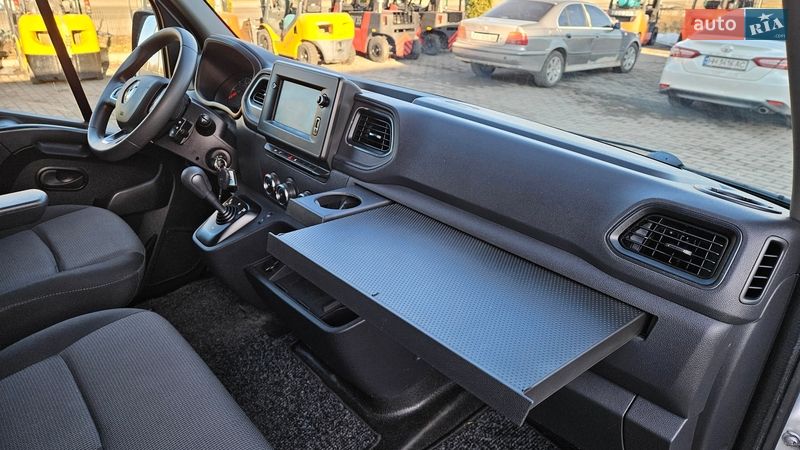 Грузовой фургон Renault Master 2021 в Радомышле