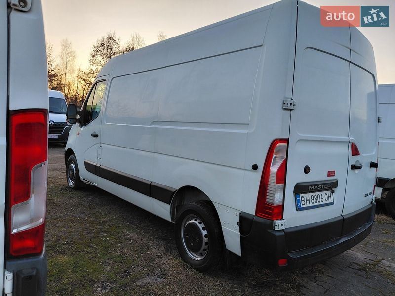 Грузовой фургон Renault Master 2016 в Ивано-Франковске