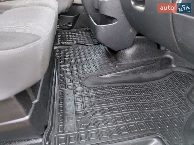 Грузовой фургон Renault Master 2016 в Ивано-Франковске