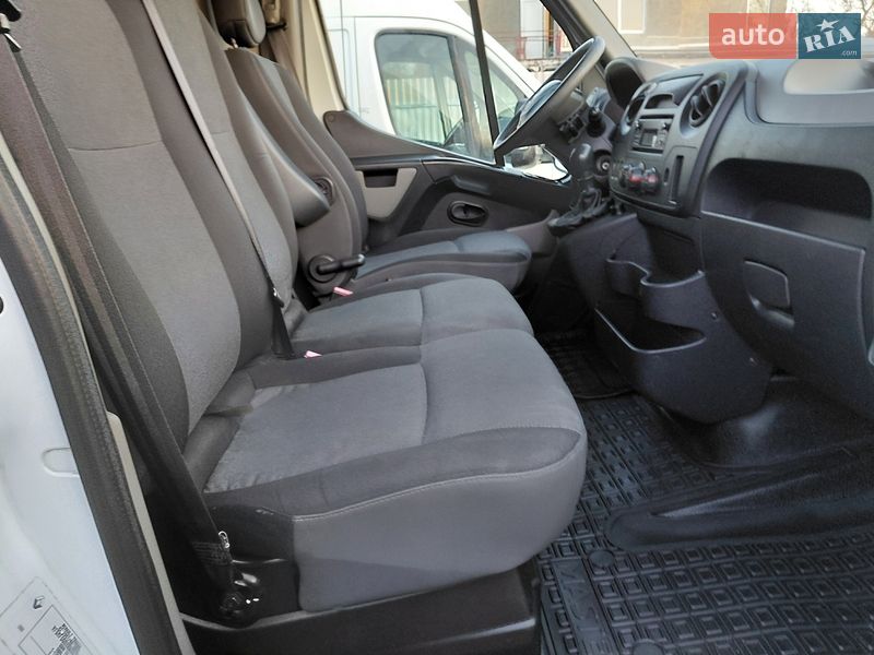 Грузовой фургон Renault Master 2016 в Ивано-Франковске