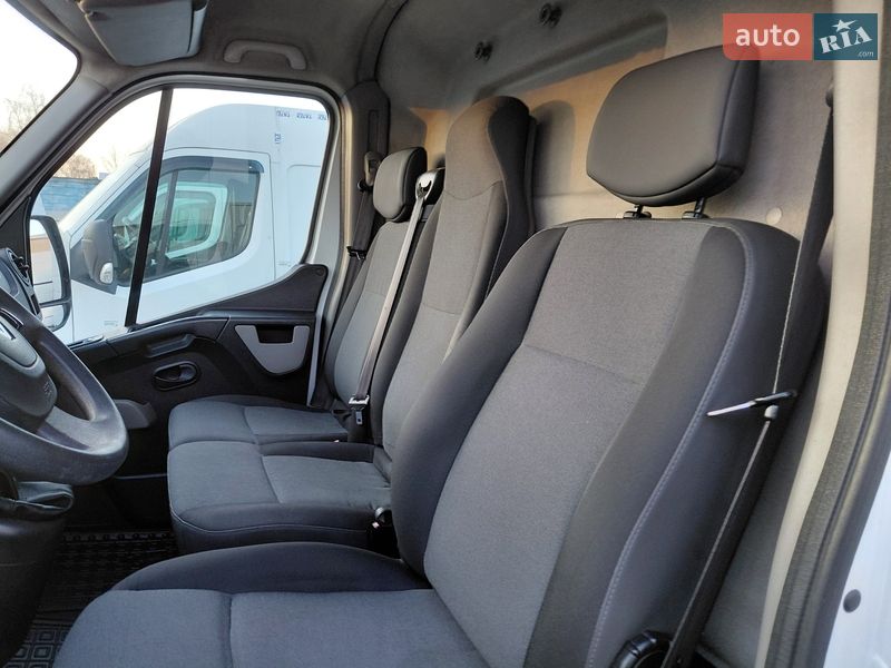 Грузовой фургон Renault Master 2016 в Ивано-Франковске
