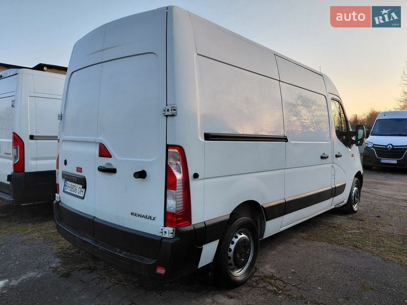 Грузовой фургон Renault Master 2016 в Ивано-Франковске