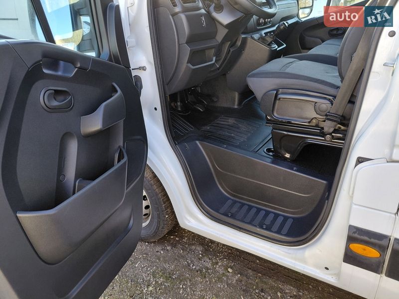 Грузовой фургон Renault Master 2023 в Ивано-Франковске