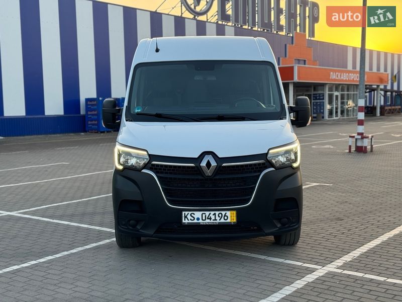Грузовой фургон Renault Master 2019 в Дубно