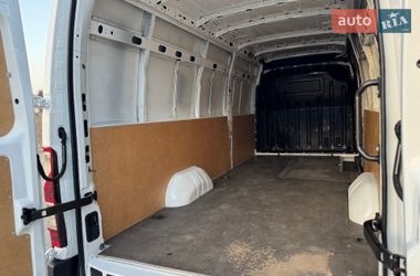Грузовой фургон Renault Master 2019 в Дубно