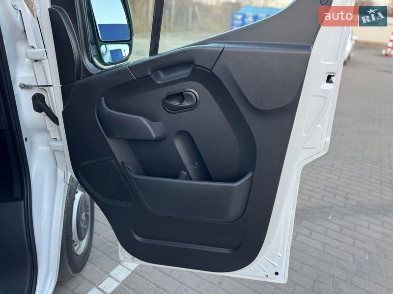 Грузовой фургон Renault Master 2019 в Дубно