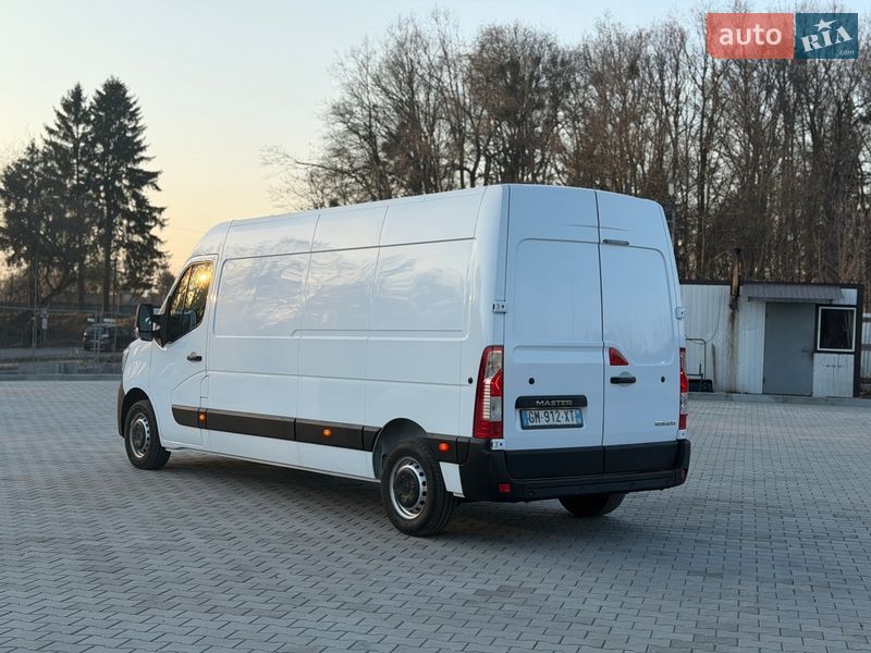 Вантажний фургон Renault Master 2023 в Дубні
