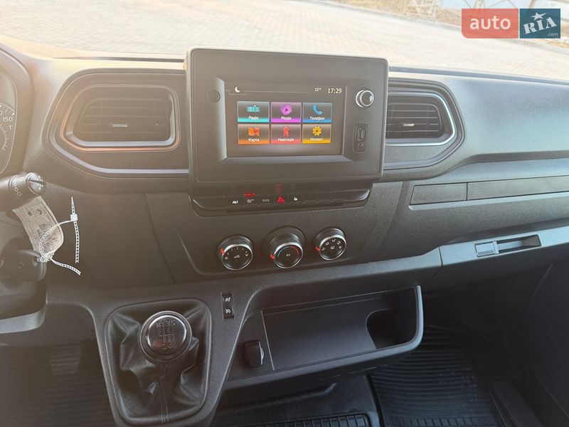 Вантажний фургон Renault Master 2023 в Дубні