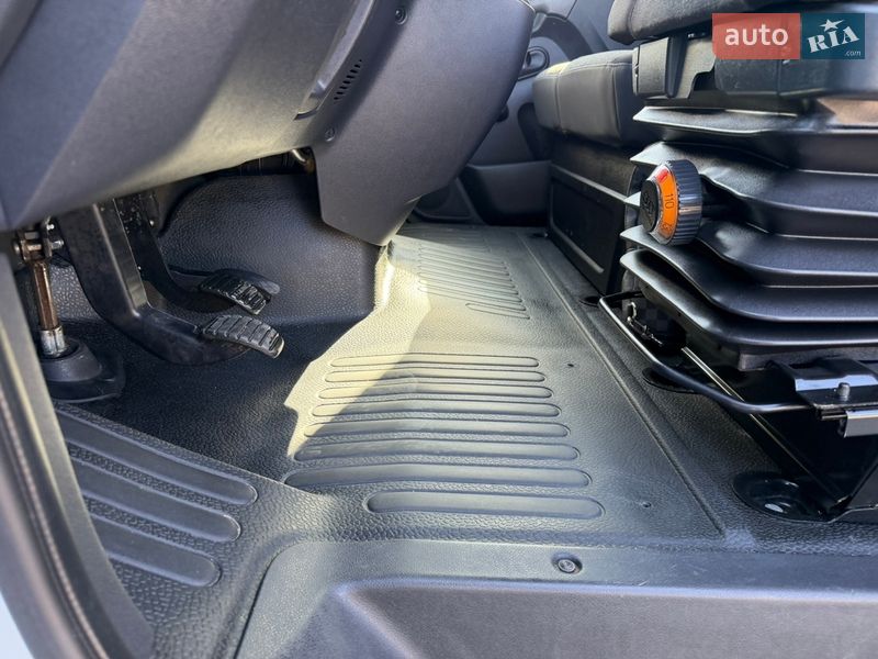 Грузовой фургон Renault Master 2021 в Луцке