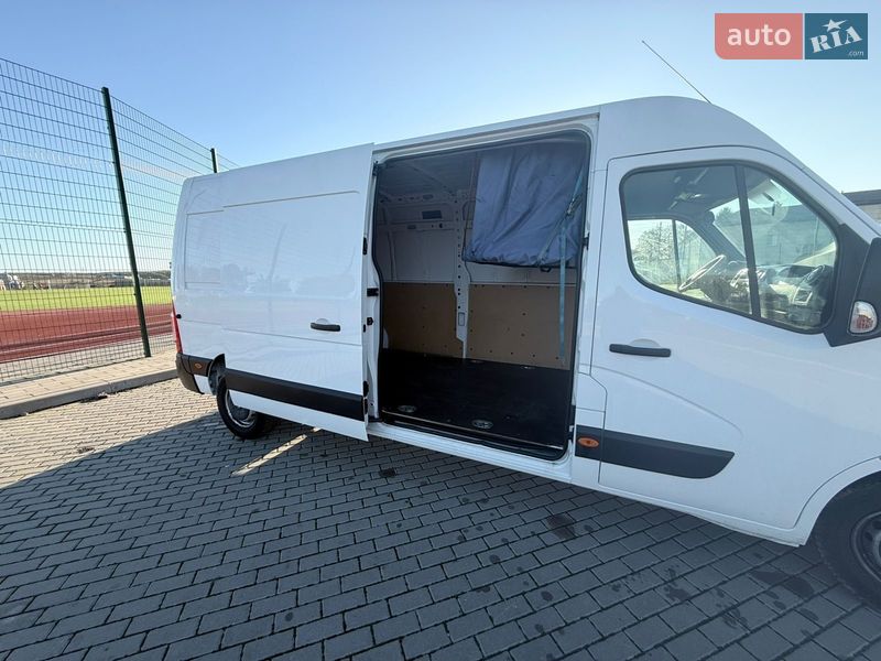 Грузовой фургон Renault Master 2018 в Бучаче