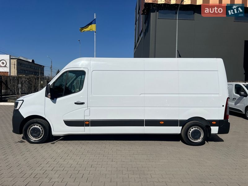 Грузовой фургон Renault Master 2023 в Черновцах