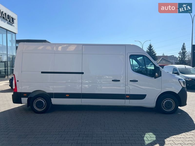 Грузовой фургон Renault Master 2023 в Черновцах