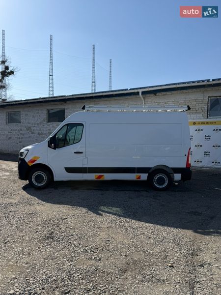 Вантажний фургон Renault Master 2021 в Рівному
