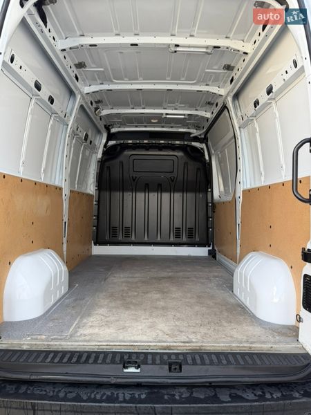 Вантажний фургон Renault Master 2021 в Рівному