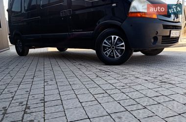 Вантажний фургон Renault Master 2008 в Львові