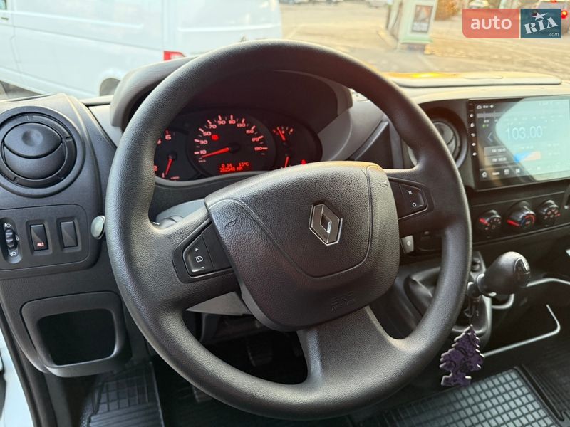 Грузовой фургон Renault Master 2017 в Дубно
