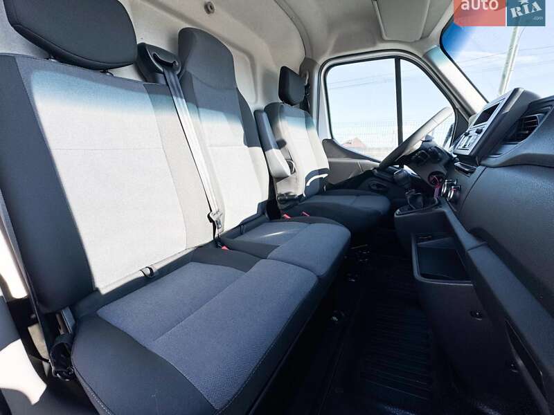 Микроавтобус грузовой (до 3,5т) Renault Master 2022 в Киеве