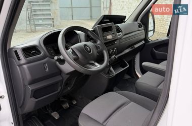 Вантажний фургон Renault Master 2022 в Рівному