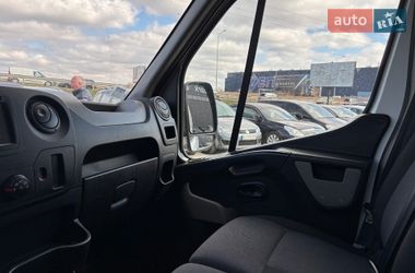 Грузовой фургон Renault Master 2017 в Львове
