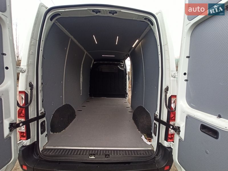 Грузовой фургон Renault Master 2016 в Житомире фото 17 Грузовой фургон Renault Master 2016 в Житомире