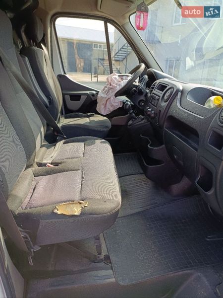 Грузовой фургон Renault Master 2018 в Мукачево