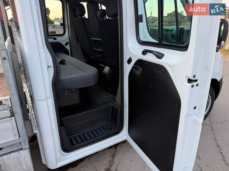 Грузопассажирский фургон Renault Master 2015 в Житомире