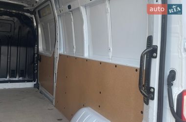 Грузовой фургон Renault Master 2022 в Луцке