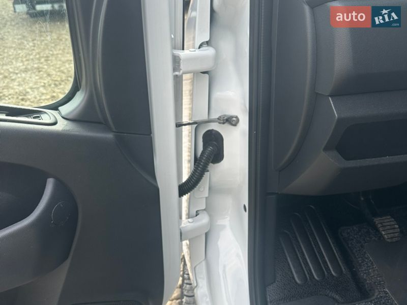 Грузовой фургон Renault Master 2020 в Львове