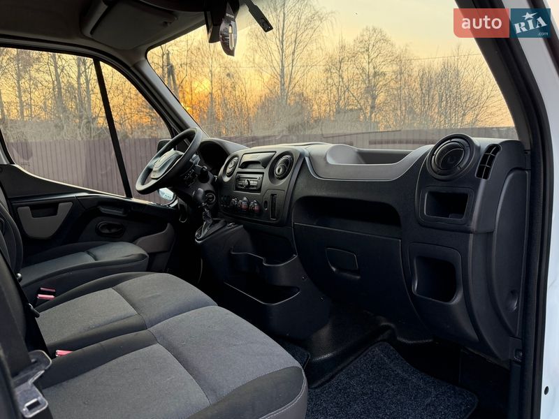 Вантажопасажирський фургон Renault Master 2016 в Млиніві фото 28 Вантажопасажирський фургон Renault Master 2016 в Млиніві