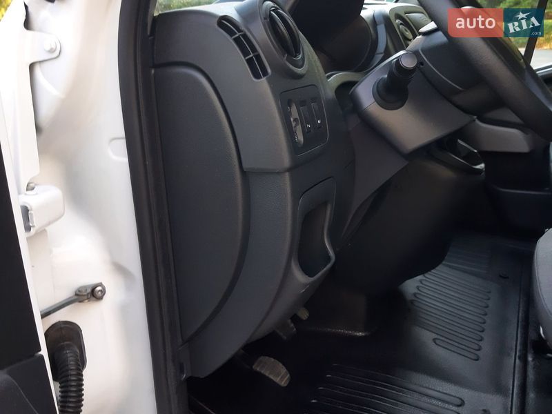 Грузовой фургон Renault Master 2018 в Полтаве