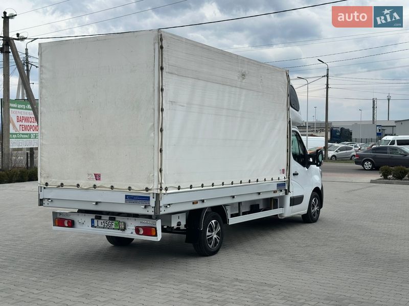 Вантажний фургон Renault Master 2022 в Хусті
