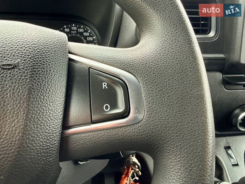 Грузовой фургон Renault Master 2021 в Киеве