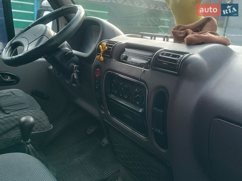 Вантажний фургон Renault Master 1998 в Ширiвцях