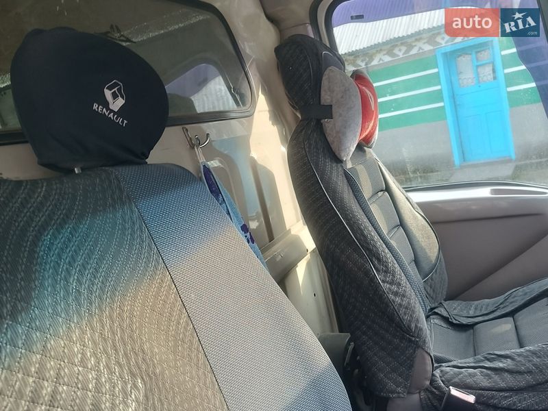 Вантажний фургон Renault Master 1998 в Ширiвцях