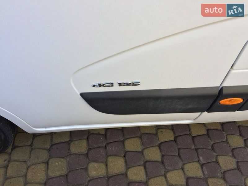 Грузопассажирский фургон Renault Master 2015 в Почаеве