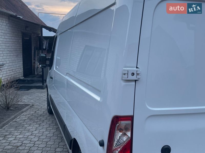 Грузовой фургон Renault Master 2017 в Ковеле