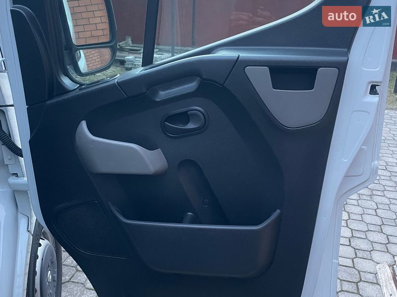 Грузовой фургон Renault Master 2017 в Ковеле