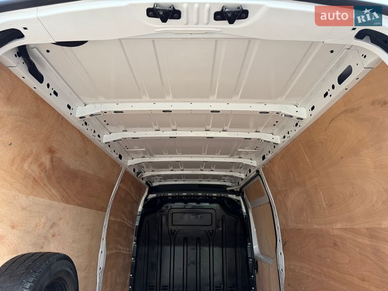 Вантажний фургон Renault Master 2023 в Дубні