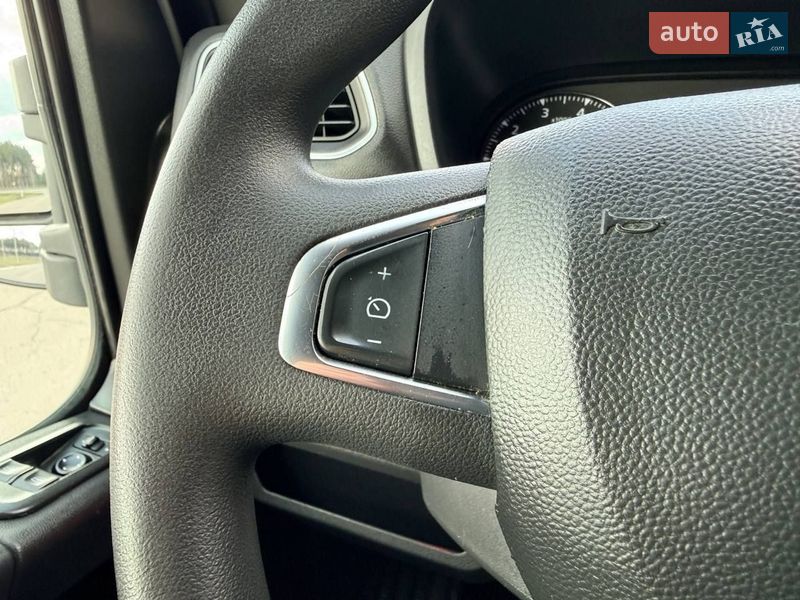 Вантажний фургон Renault Master 2022 в Києві