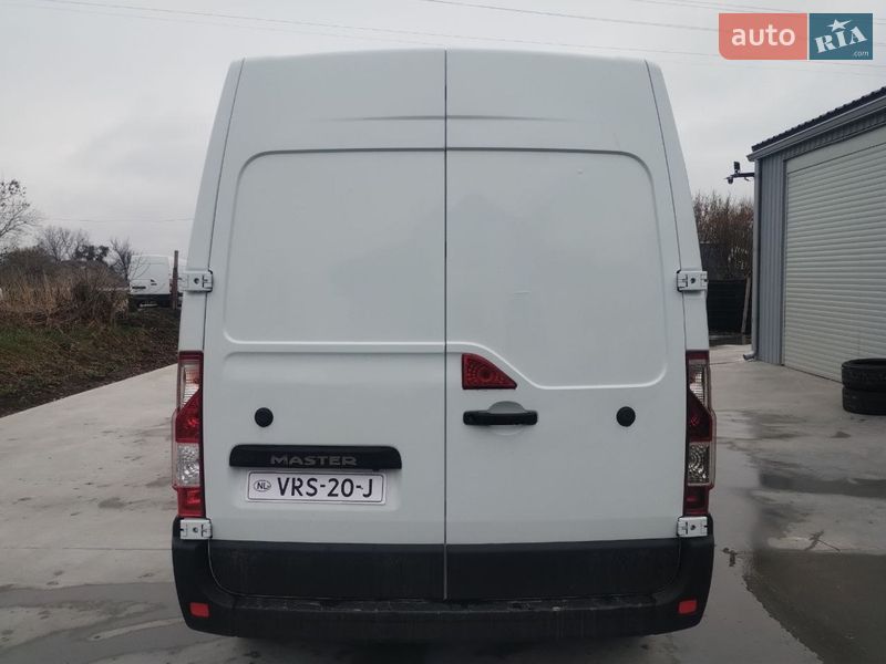 Грузовой фургон Renault Master 2017 в Дубно