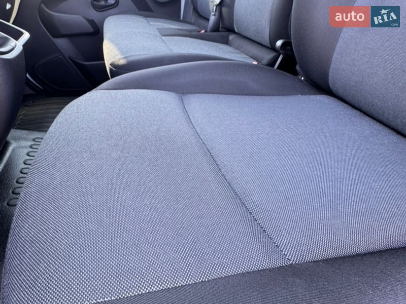 Грузовой фургон Renault Master 2022 в Киеве