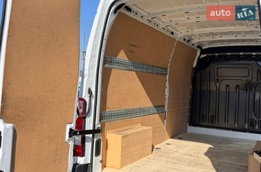 Вантажний фургон Renault Master 2022 в Києві