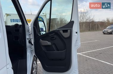 Вантажний фургон Renault Master 2019 в Дубні