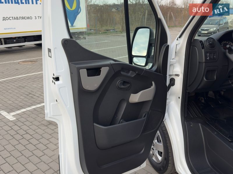 Вантажний фургон Renault Master 2019 в Дубні