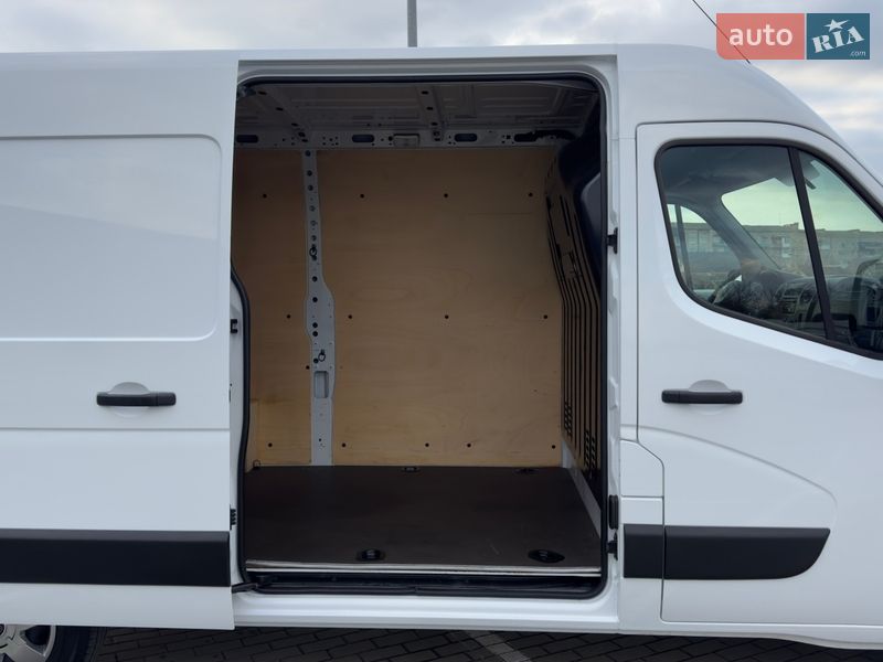 Вантажний фургон Renault Master 2019 в Дубні