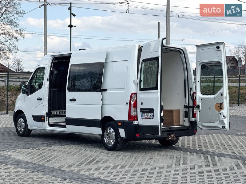Грузовой фургон Renault Master 2015 в Ровно