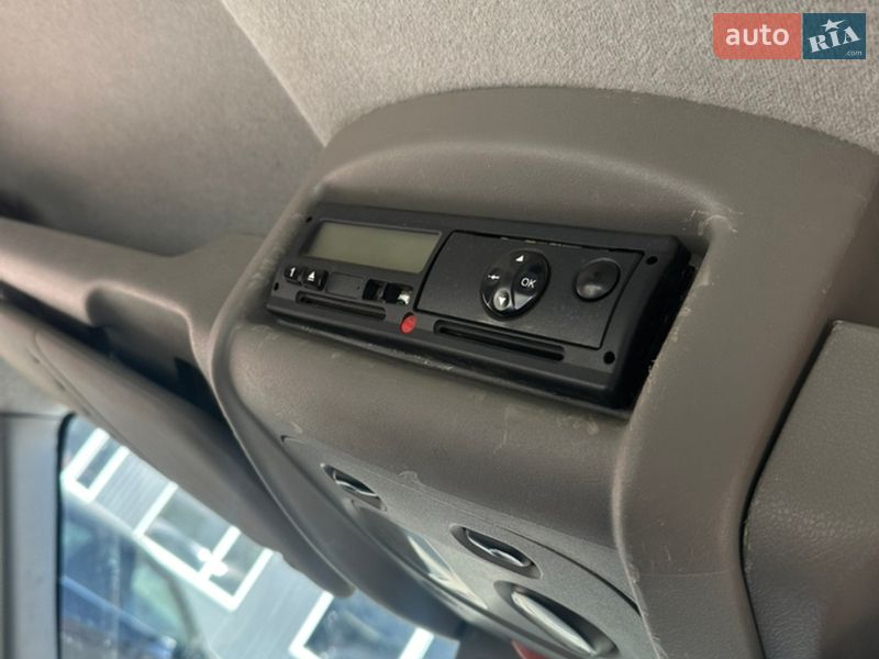 Автовоз Renault Master 2011 в Черкассах