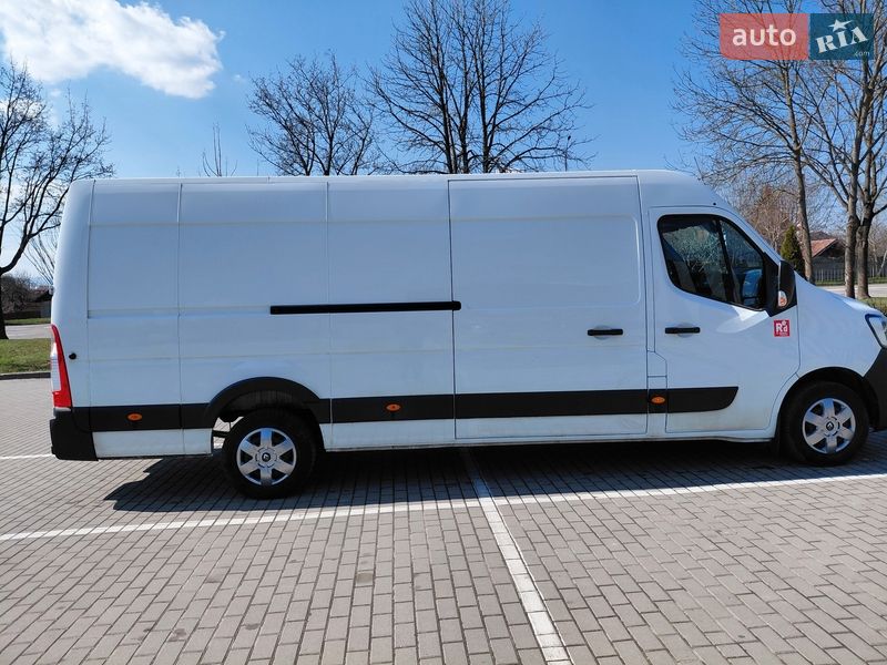 Вантажний фургон Renault Master 2023 в Івано-Франківську