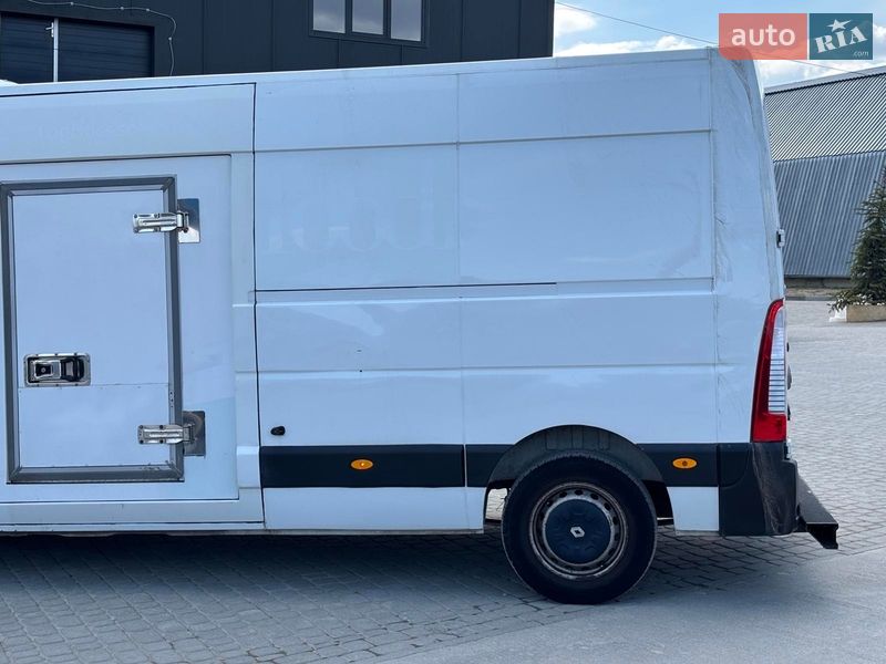 Грузовой фургон Renault Master 2017 в Львове