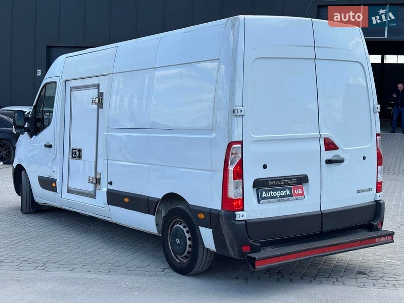 Грузовой фургон Renault Master 2017 в Львове